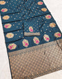 An insanely Navy Blue Pure Zari Weaving Banarasi Silk Saree With Majesty Blouse Piece