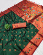 Panoply Dark Green Paithani Silk Saree With Beleaguer Blouse Piece