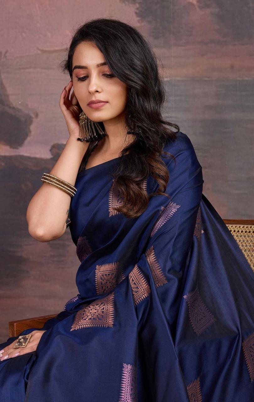 Elision Navy Blue Soft Silk Saree With Confounding Blouse Piece