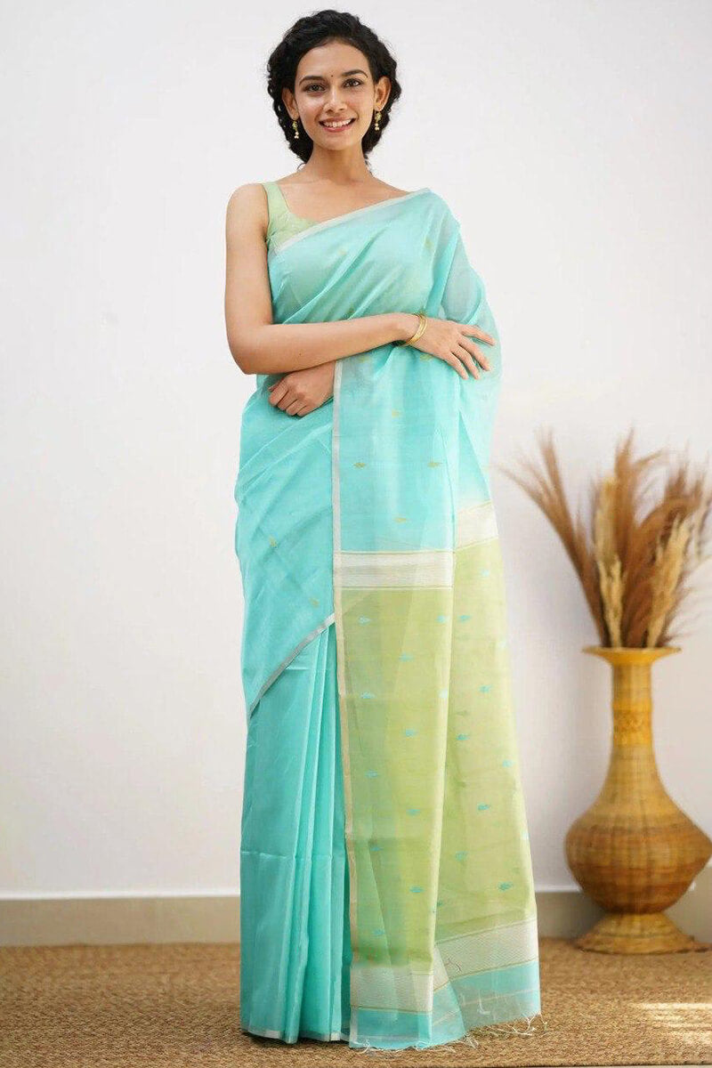 Incredible Sea Green Cotton Silk Saree With Confounding Blouse Piece