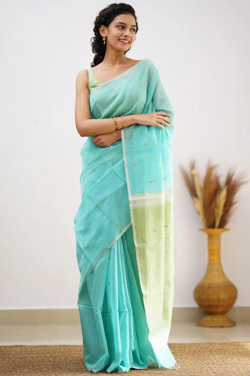 Incredible Sea Green Cotton Silk Saree With Confounding Blouse Piece