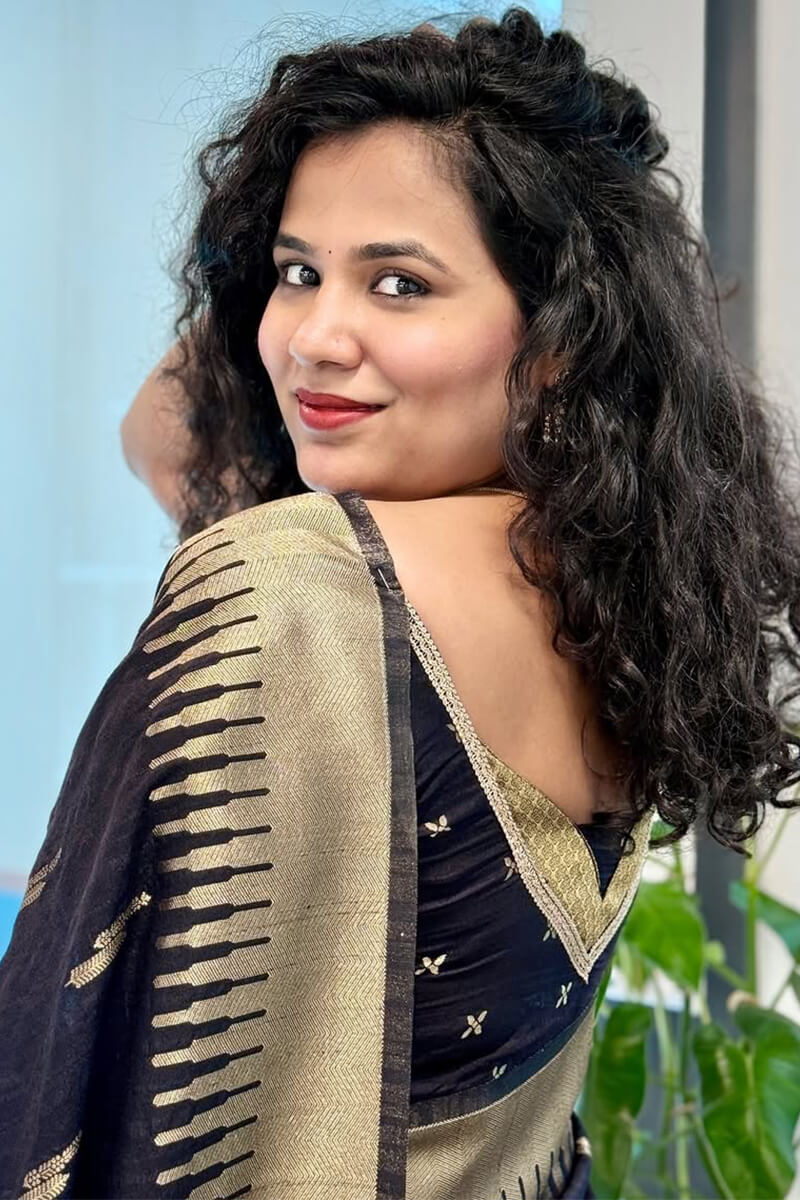 Prettiest Black Soft Silk Saree With Chatoyant Blouse Piece