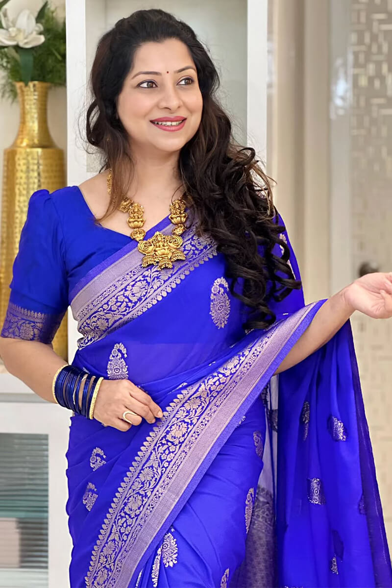 Charismatic Royal Blue Soft Silk Saree With Efflorescence Blouse Piece