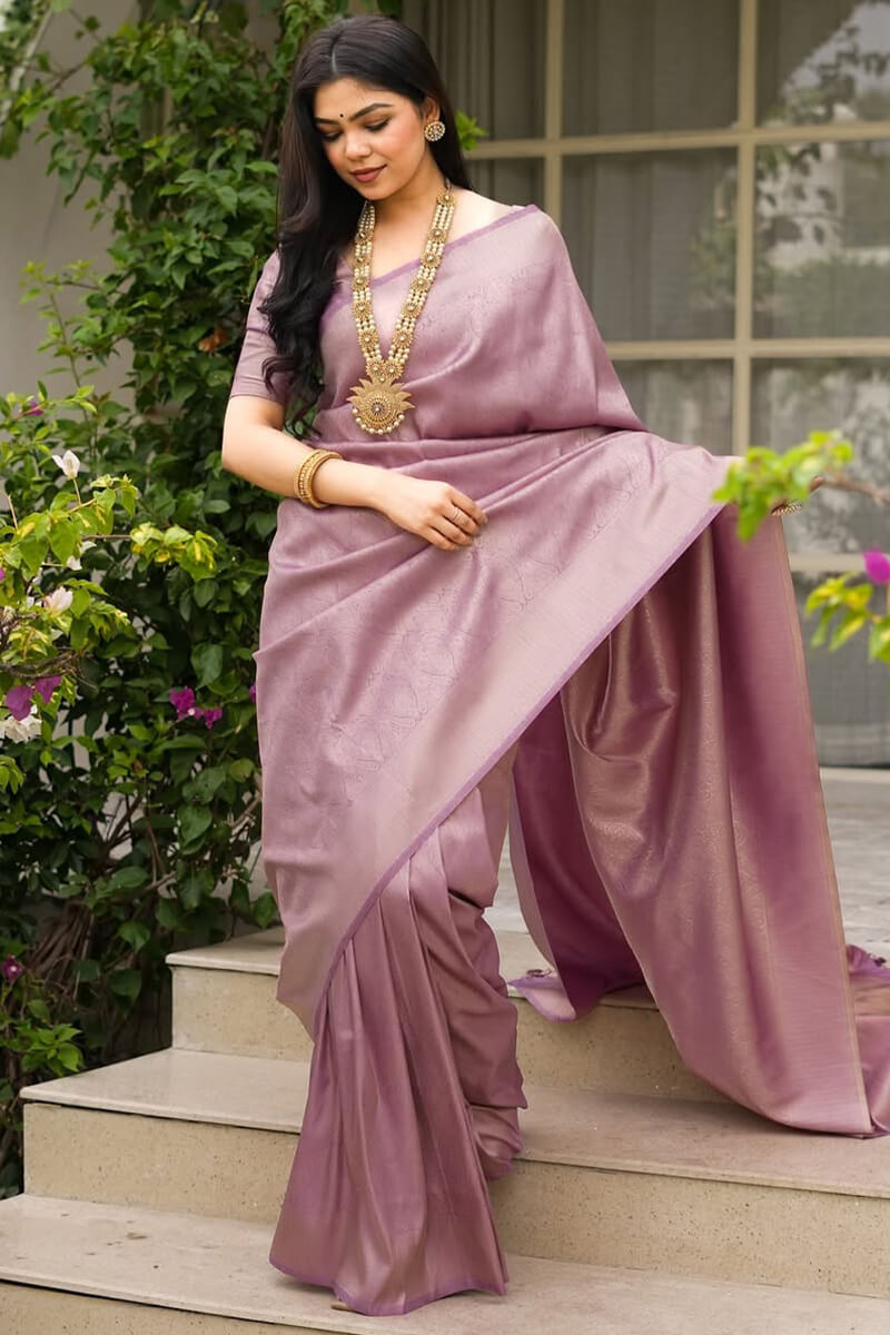 Profuse Lavender Soft Silk Saree With Pleasurable Blouse Piece