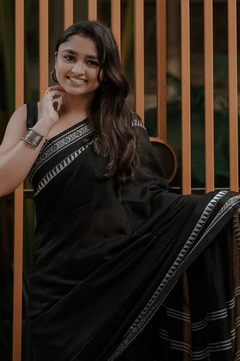 Surreptitious Black Cotton Silk Saree With Flameboyant Blouse Piece