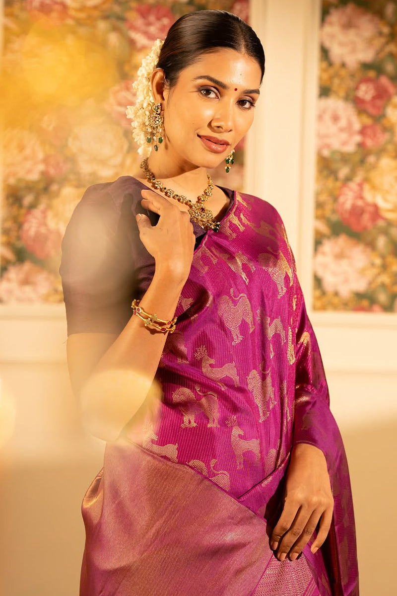 Beleaguer Dark Pink Soft Silk Saree With Redolent Blouse Piece