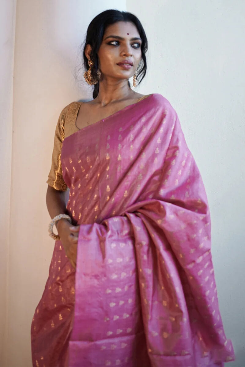 Verdant Pink Soft Silk Saree With Exemplary Blouse Piece
