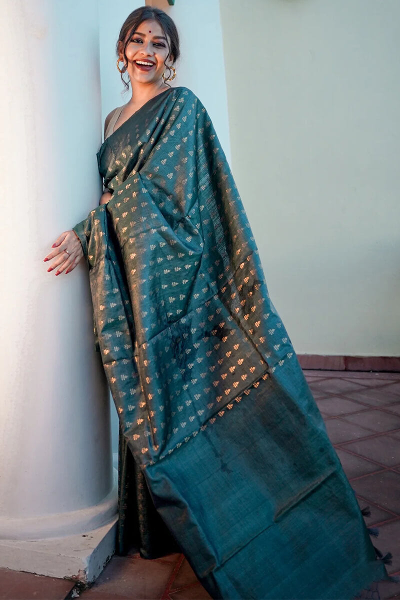 Vestigial Rama Soft Silk Saree With Propinquity Blouse Piece
