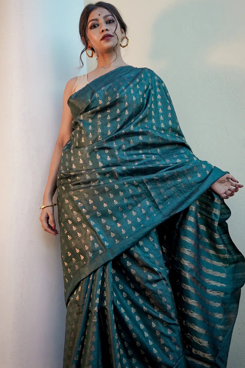 Vestigial Rama Soft Silk Saree With Propinquity Blouse Piece