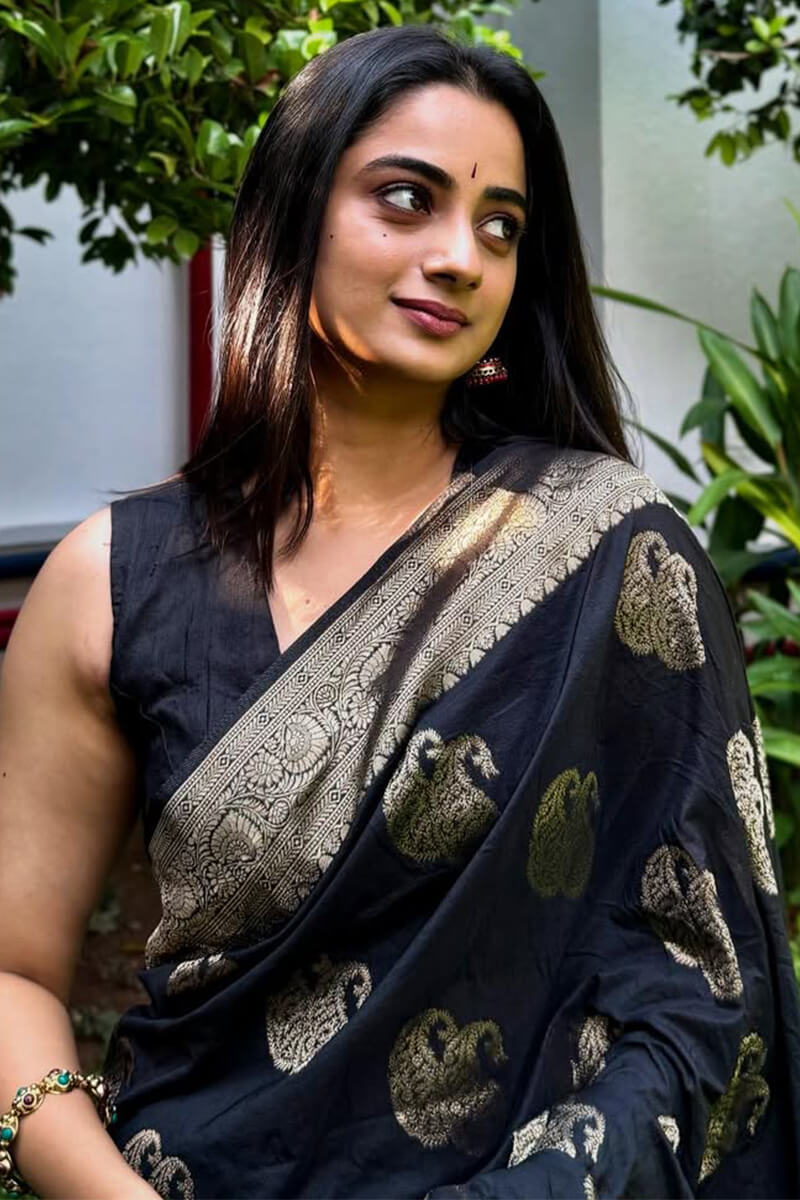 Luxuriant Black Soft Silk Saree With Glowing Blouse Piece