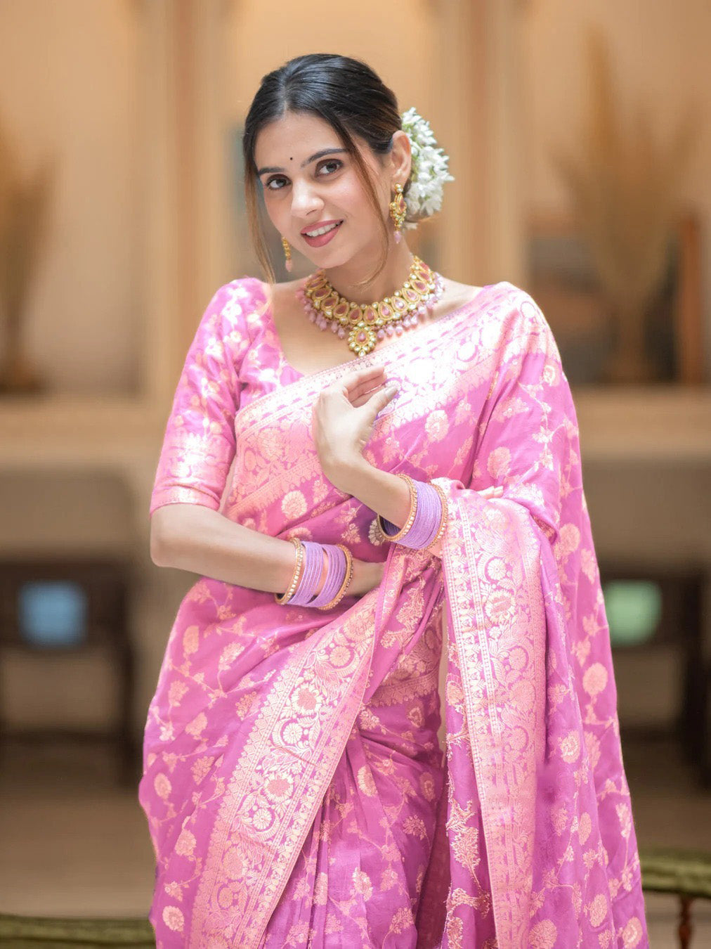 Mesmerising Baby Pink Soft Silk Saree With Entrancing Blouse Piece