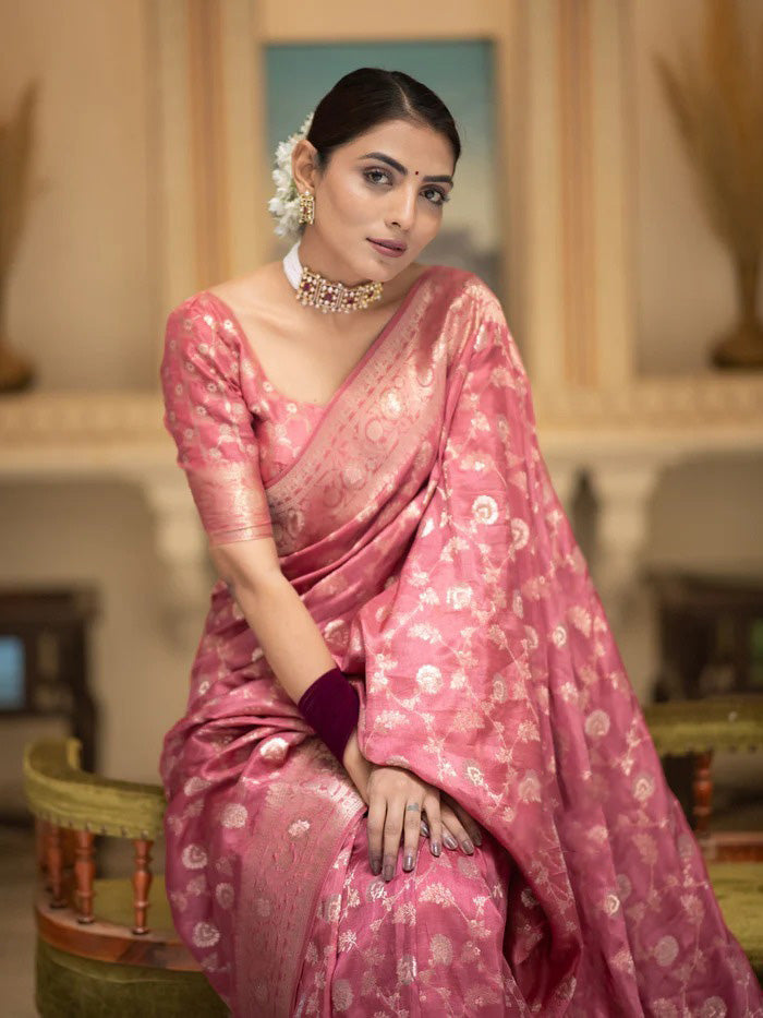 Exemplary Pink Soft Silk Saree With Ravishing Blouse Piece