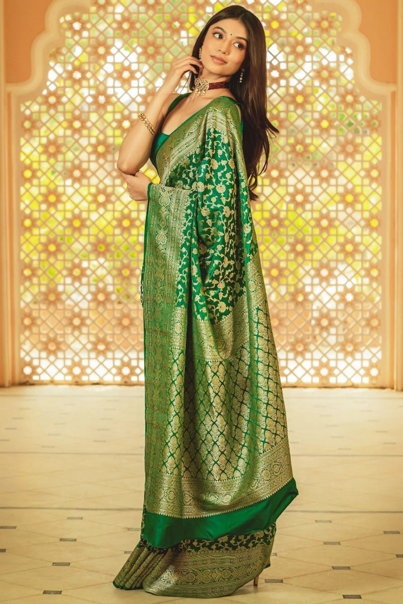 Flattering Green Soft Silk Saree With Adorning Blouse Piece