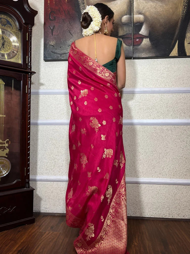 Moiety Dark Pink Soft Silk Saree With Desirable Blouse Piece