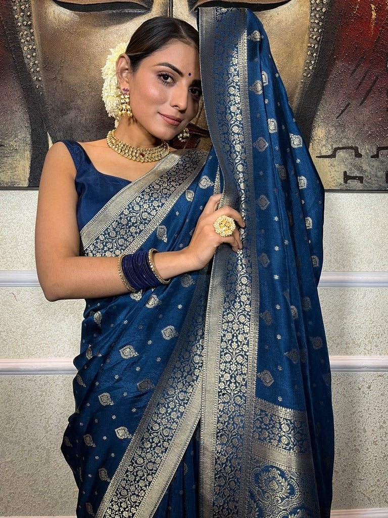 Comely Navy Blue Soft Silk Saree With Designer Blouse Piece