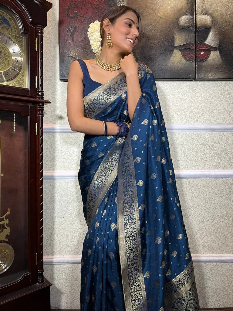 Comely Navy Blue Soft Silk Saree With Designer Blouse Piece