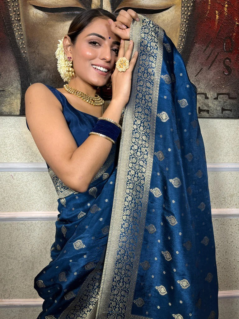 Comely Navy Blue Soft Silk Saree With Designer Blouse Piece