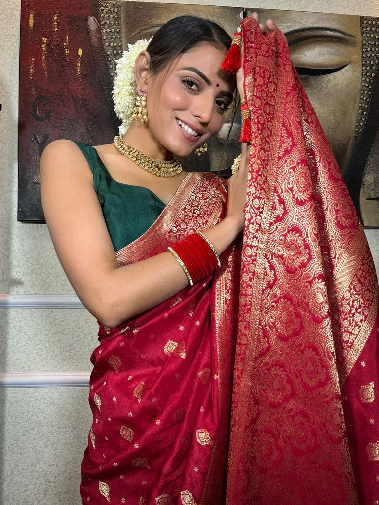 Innovative Red Soft Silk Saree With Twirling Blouse Piece