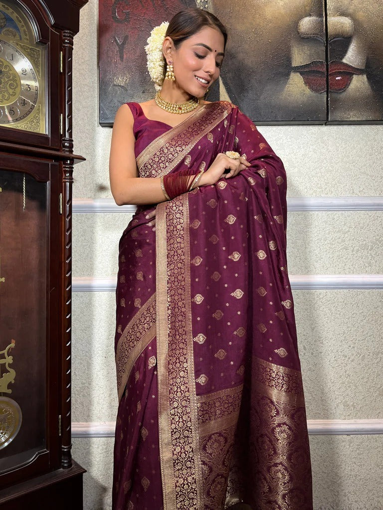 Eloquence Wine Soft Silk Saree With Vestigial Blouse Piece