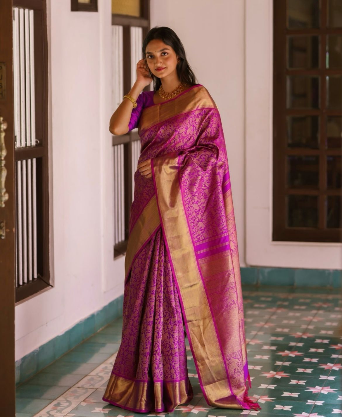 Woebegone Magenta Soft Silk Saree With Tremendous Blouse Piece