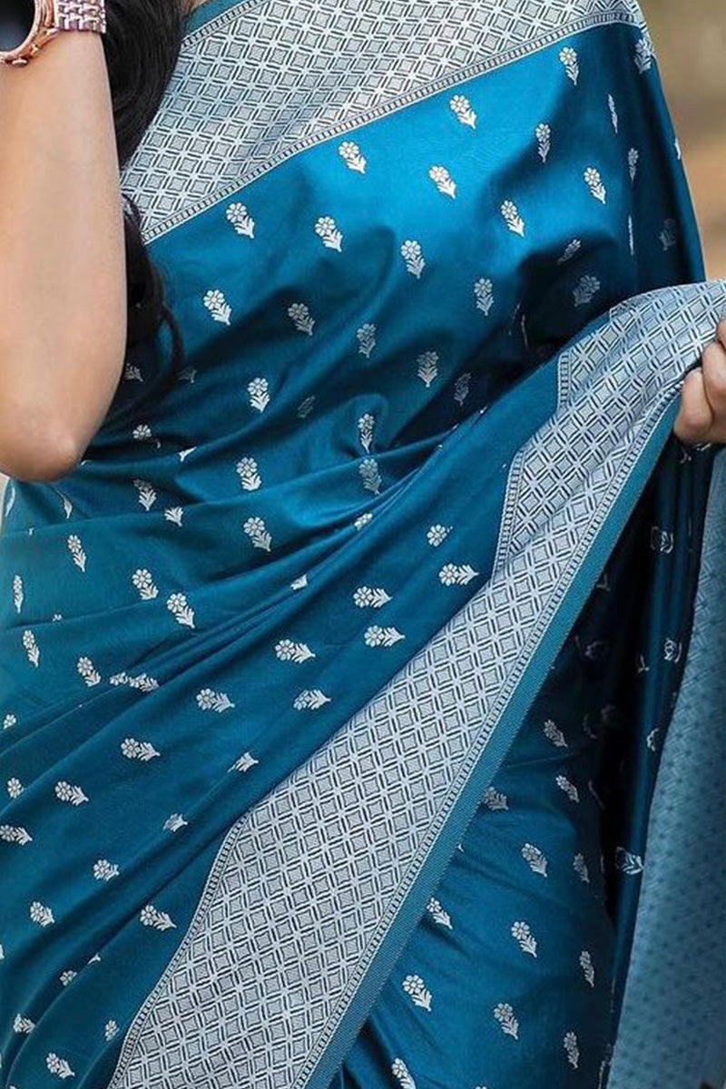 Glorious Teal Blue Cotton Silk Saree With Angelic Blouse Piece