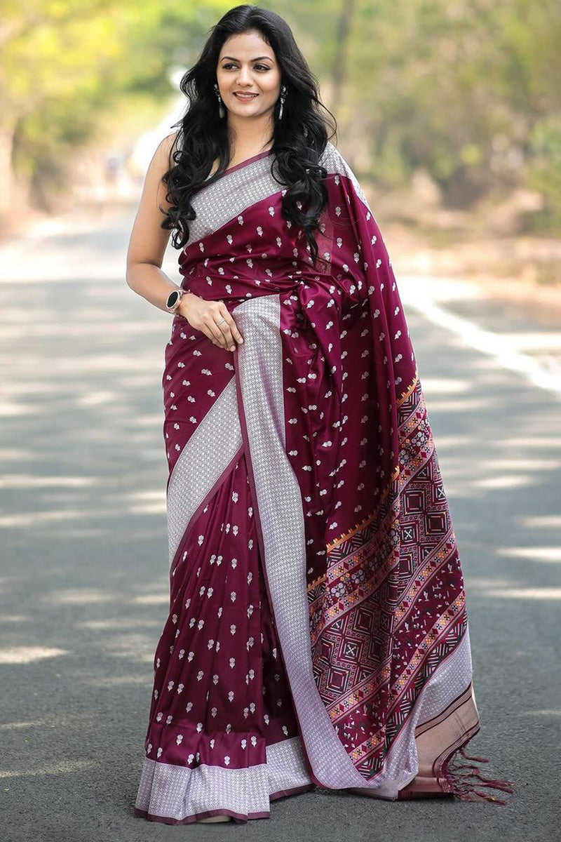 Assemblage Wine Cotton Silk Saree With Inspiring Blouse Piece