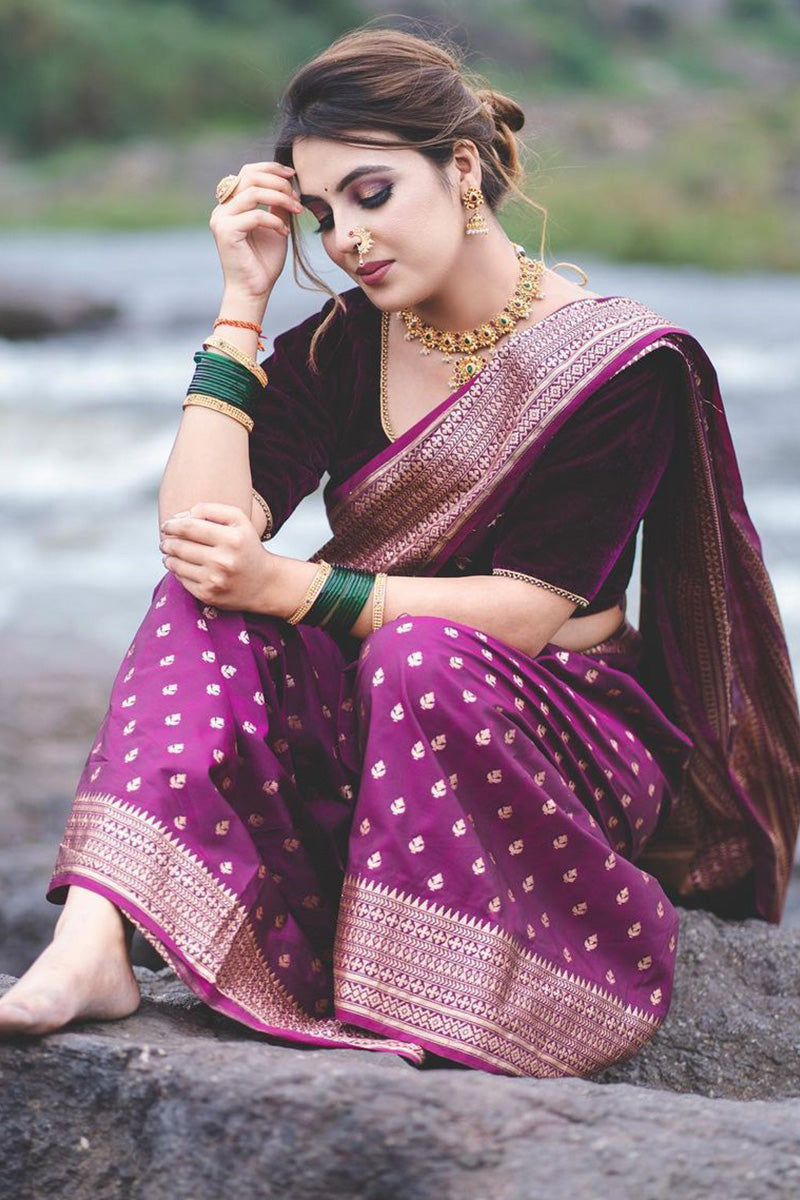 Lissome Purple Soft Silk Saree With Fragrant Blouse Piece