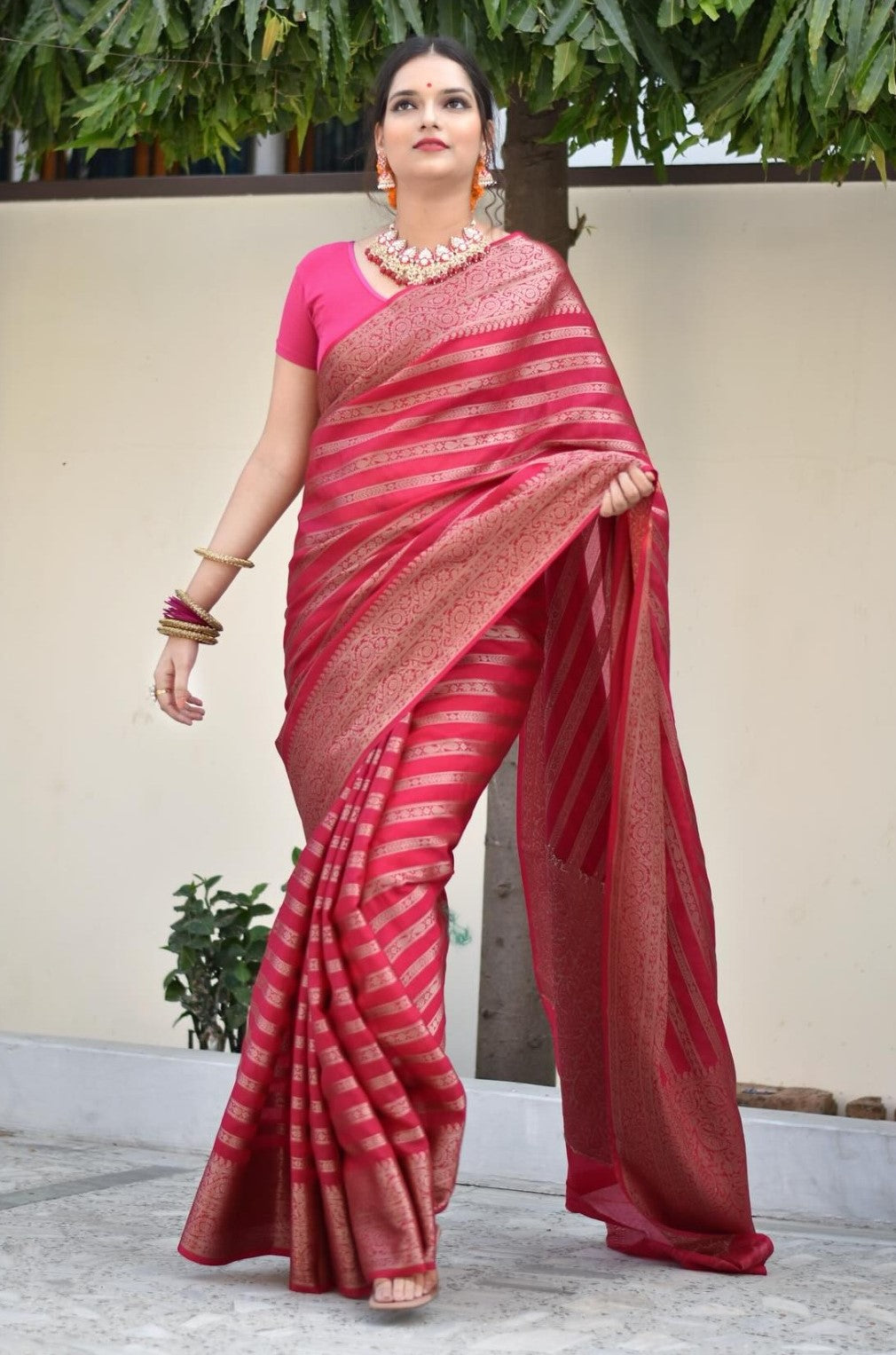 Efflorescence Dark Pink Soft Silk Saree With Ideal Blouse Piece