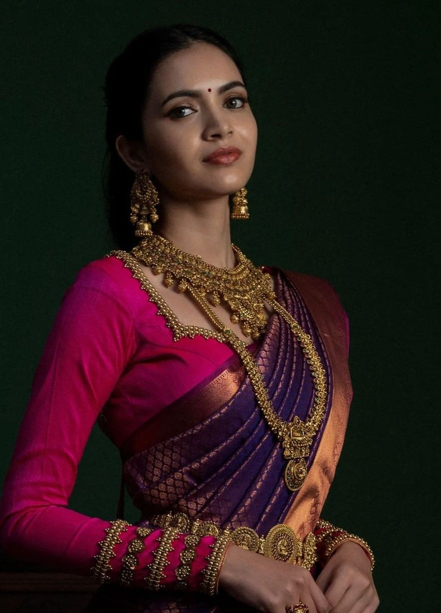 A glam Purple Soft Silk Saree With Bewitching Blouse Piece