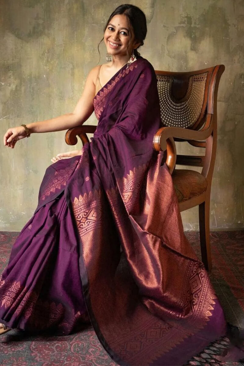 Stunner Purple Soft Silk Saree With Hypnotic Blouse Piece