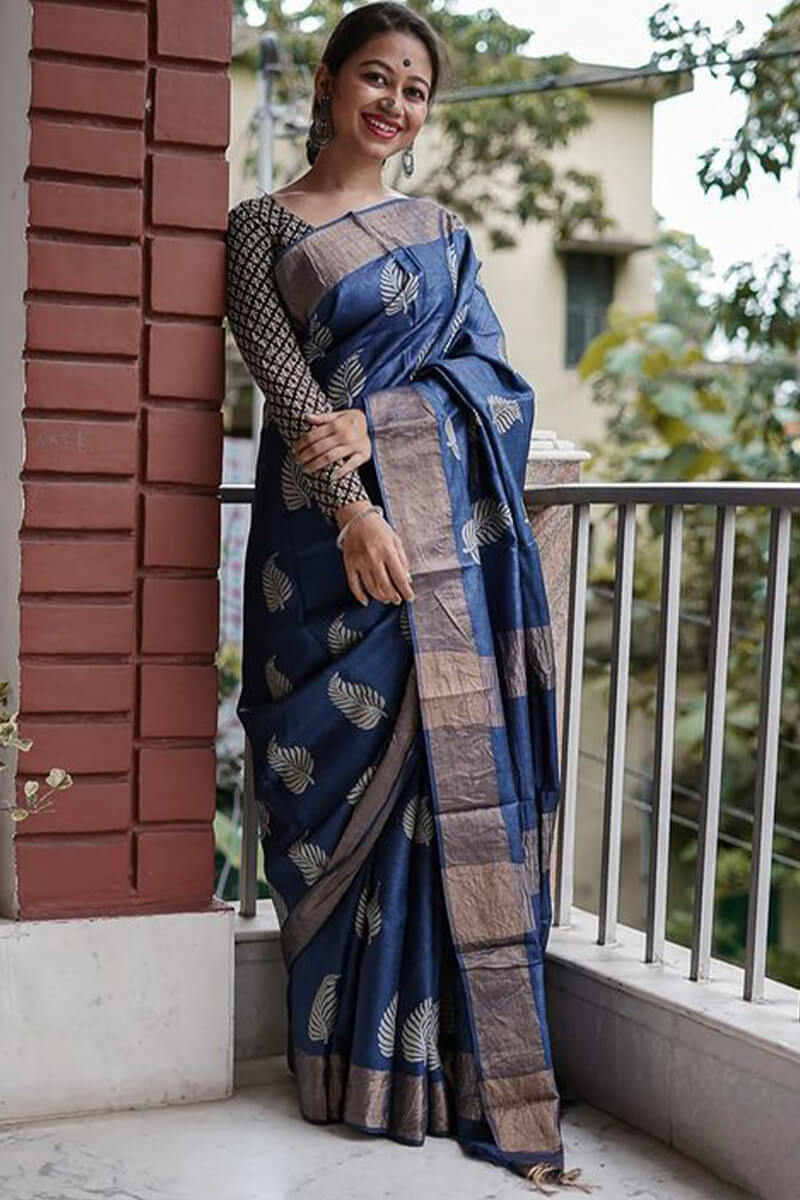 Desiring Navy Blue Linen Silk Saree With Mellifluous Blouse Piece