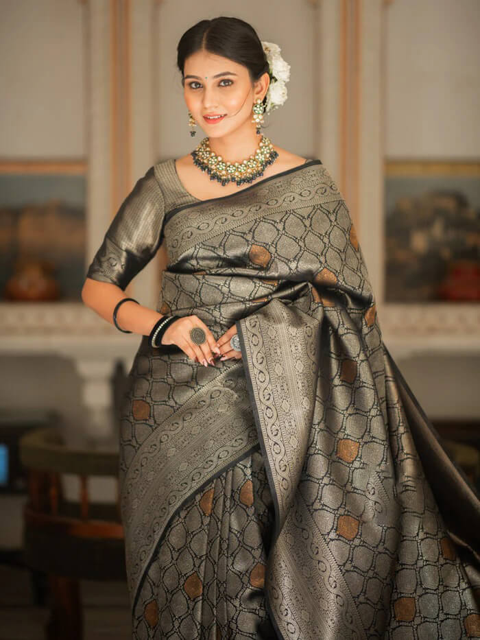 Ratatouille Black Soft Silk Saree With Confounding Blouse Piece