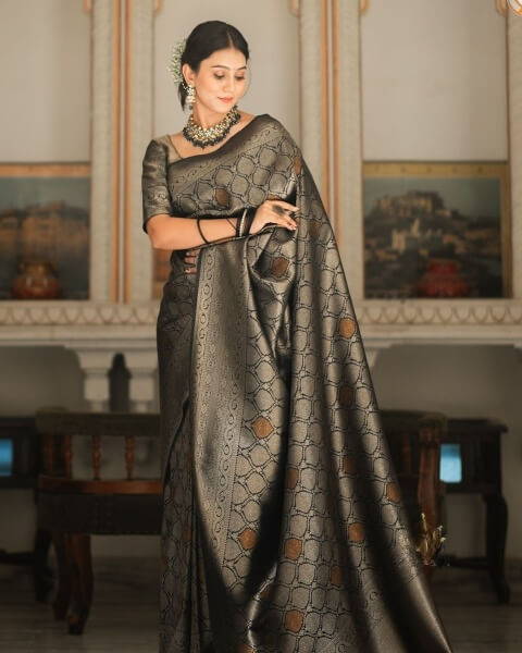 Ratatouille Black Soft Silk Saree With Confounding Blouse Piece