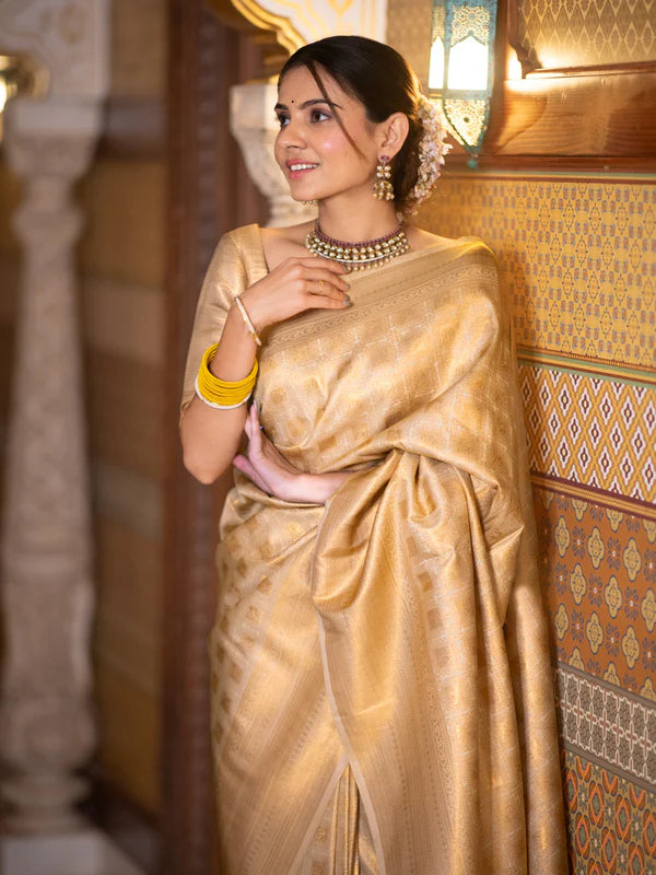 Quixotic Beige Soft Silk Saree With Splendiferous Blouse Piece