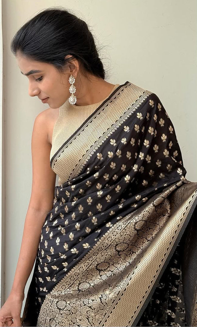 Unequalled Black Soft Silk Saree With Brood Blouse Piece