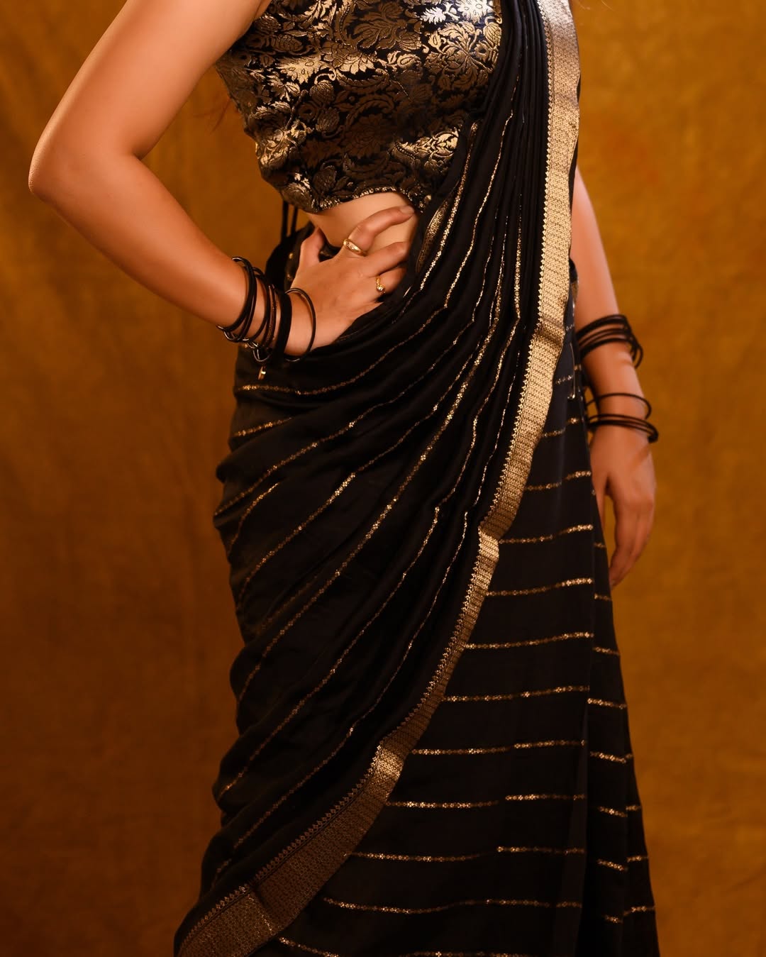 Ailurophile Black Soft Silk Saree With An insanely Blouse Piece