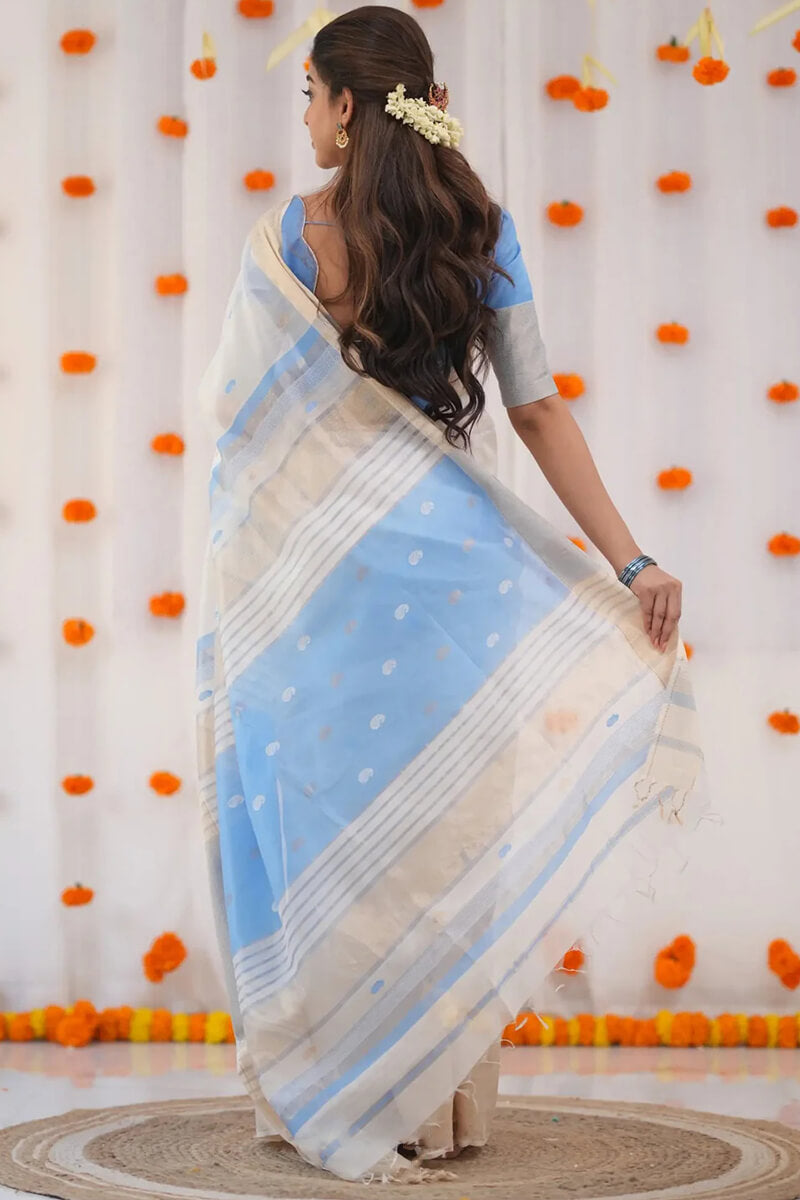 Incomparable Blue Cotton Silk Saree With Amiable Blouse Piece