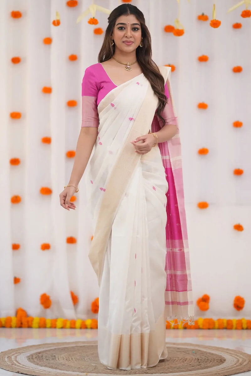 Entrancing Pink Cotton Silk Saree With Exceptional Blouse Piece
