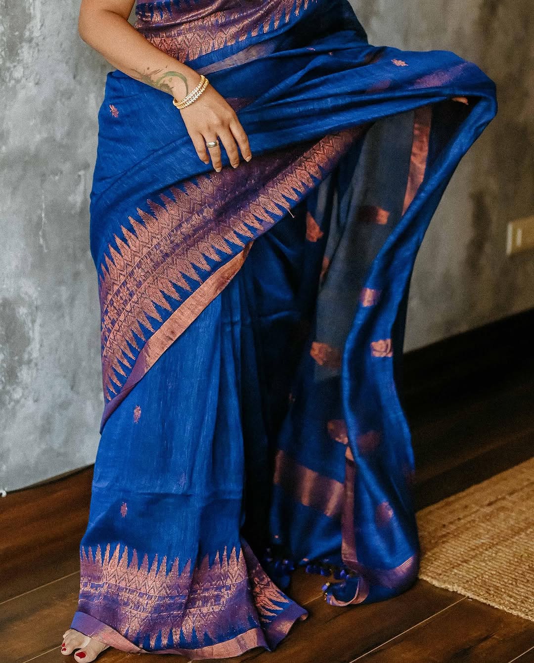 Delightful Royal Blue Cotton Silk Saree With Intricate Blouse Piece