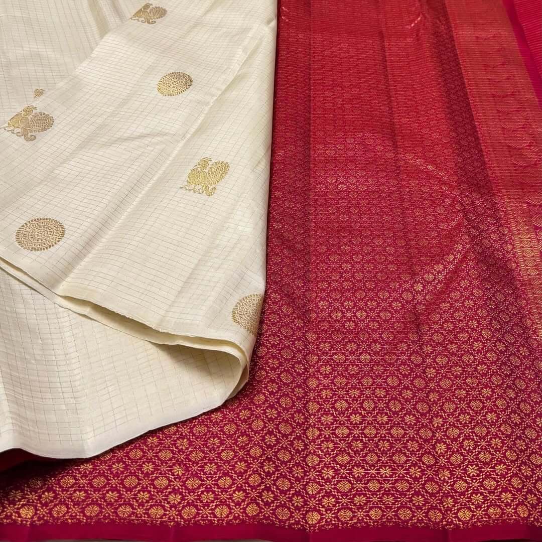 Majestic Beige Soft Silk Saree With Enamoring Blouse Piece