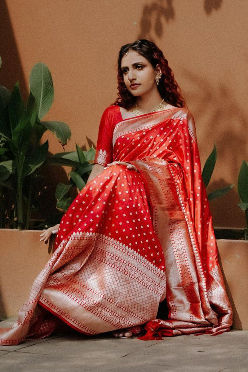 Magnificat Red Soft Silk Saree With Resonant Blouse Piece