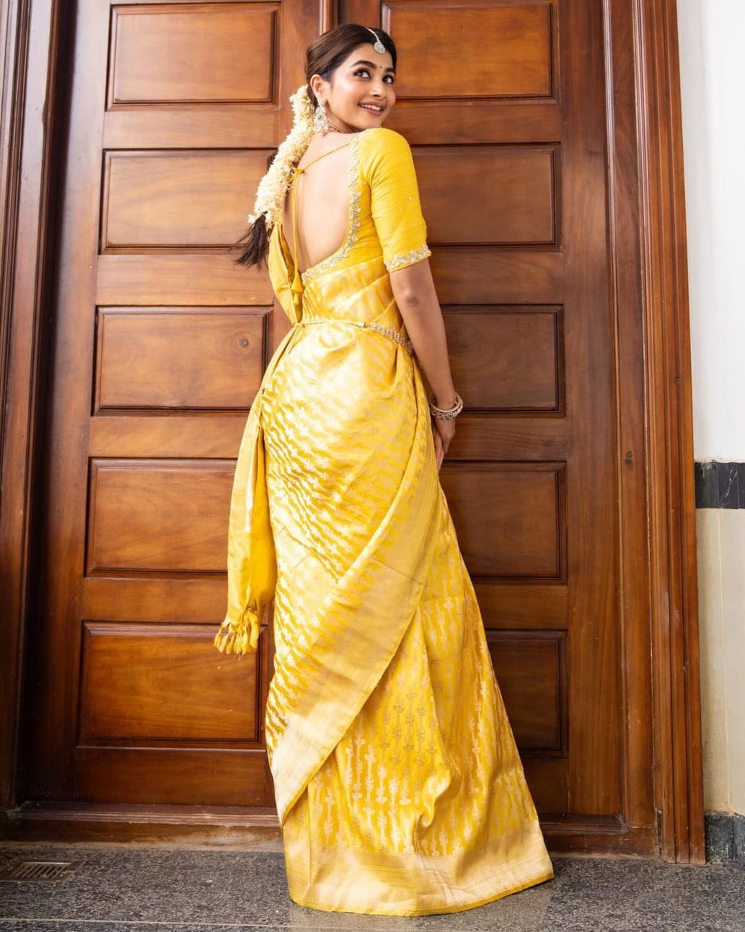 Stunning Yellow Soft Silk Saree With Captivating Blouse Piece