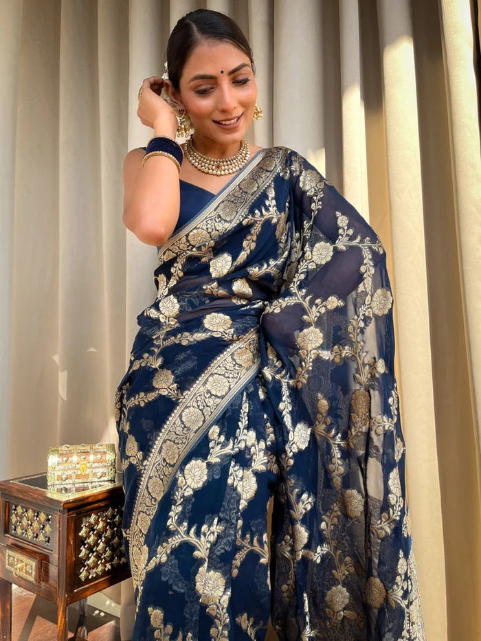 Effervescent Navy Blue Soft Silk Saree With Verdant Blouse Piece