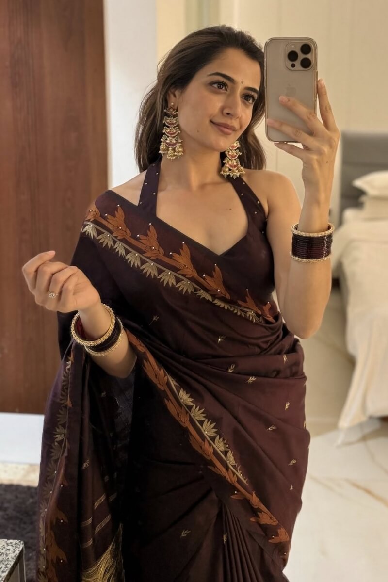 Exemplary Brown Soft Silk Saree With Mellifluous Blouse Piece