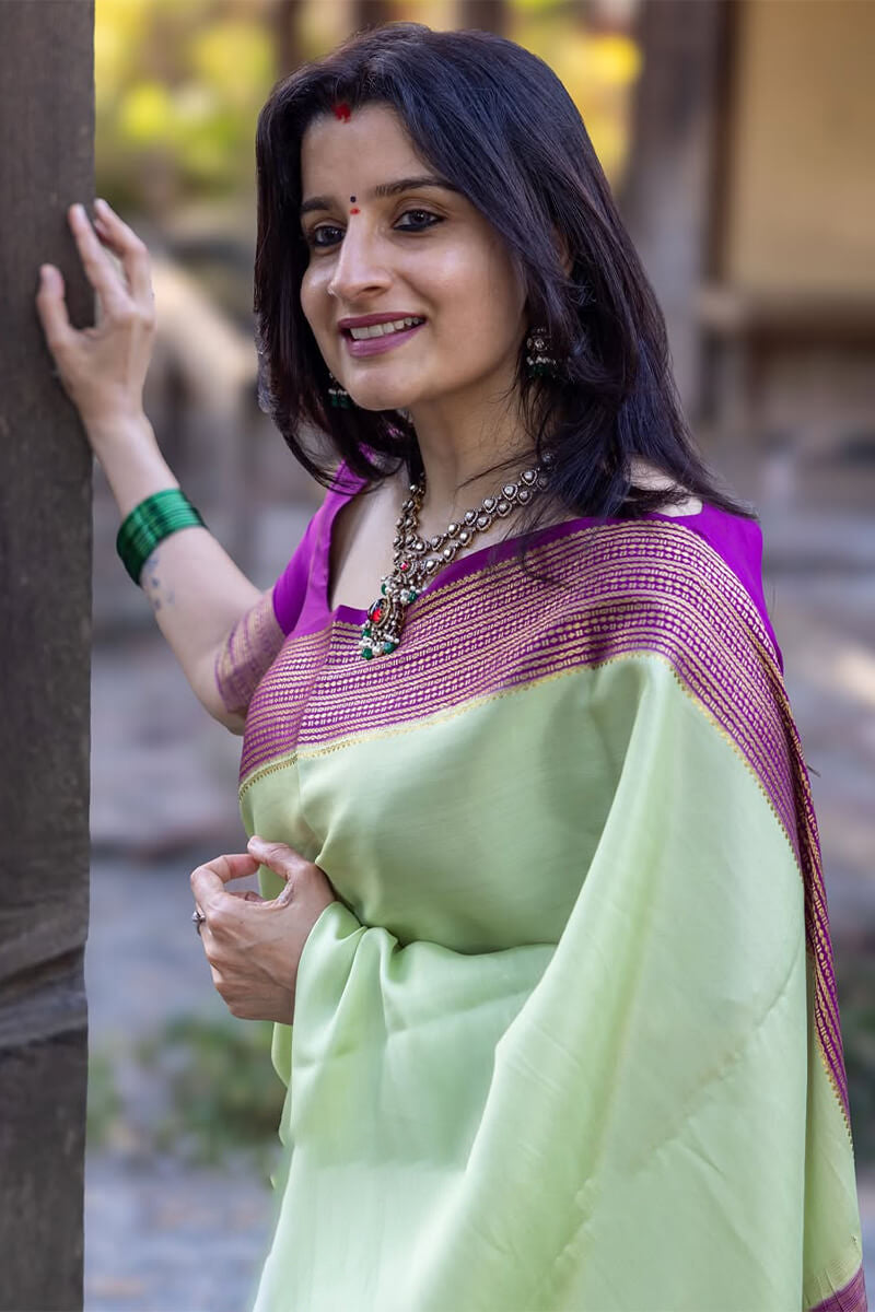 Tremendous Sea Green Soft Silk Saree With Evanescent Blouse Piece
