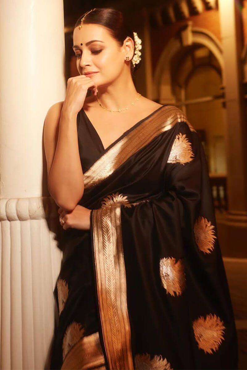 Surreptitious Black Soft Silk Saree With Stylish Blouse Piece