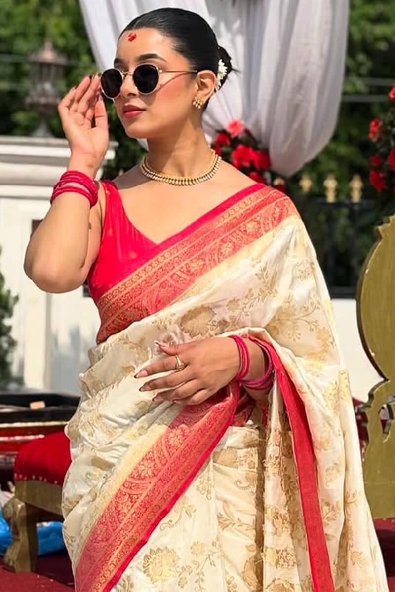 Appealing Beige Soft Silk Saree With Angelic Blouse Piece