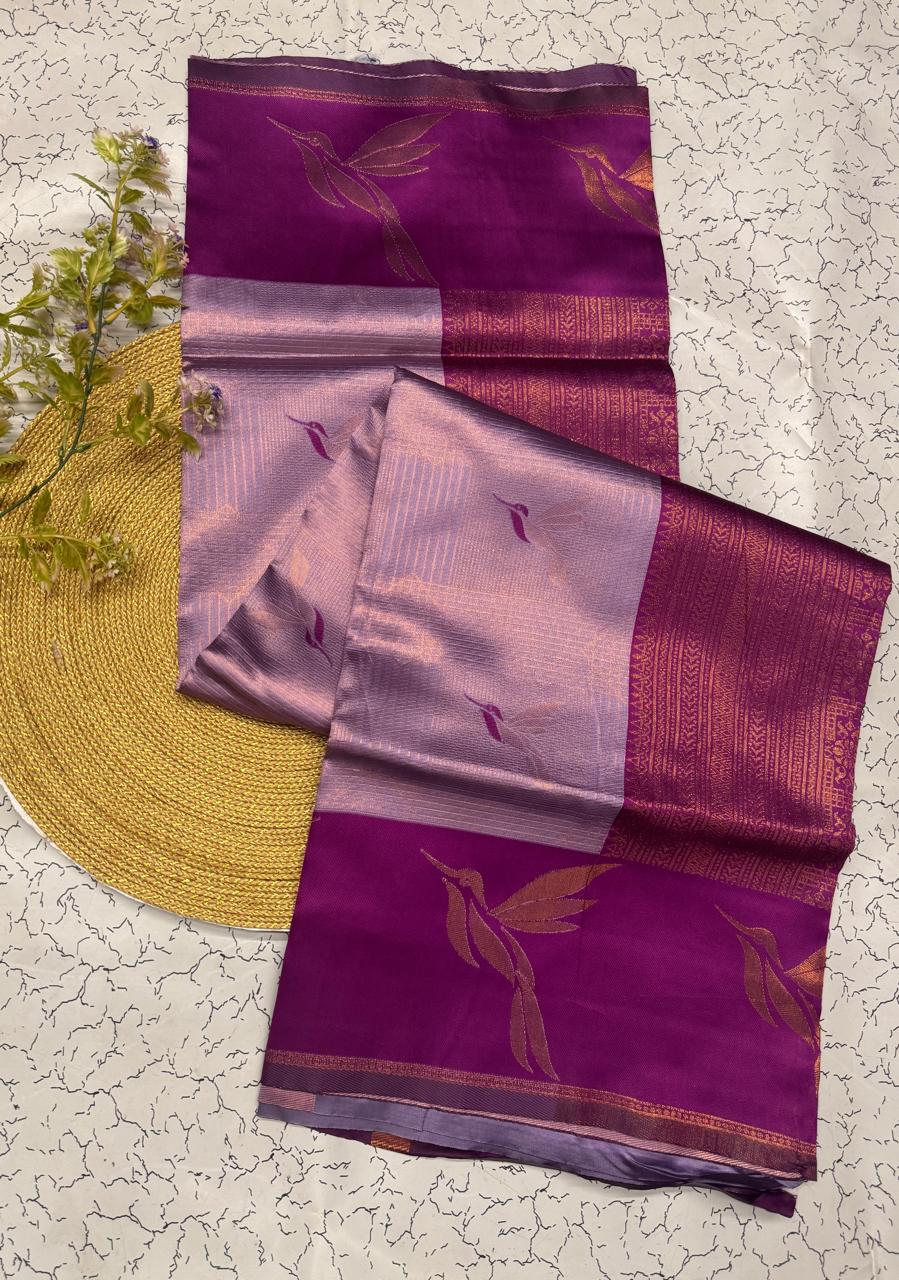 Gossamer Lavender Soft Banarasi Silk Saree With Conflate Blouse Piece