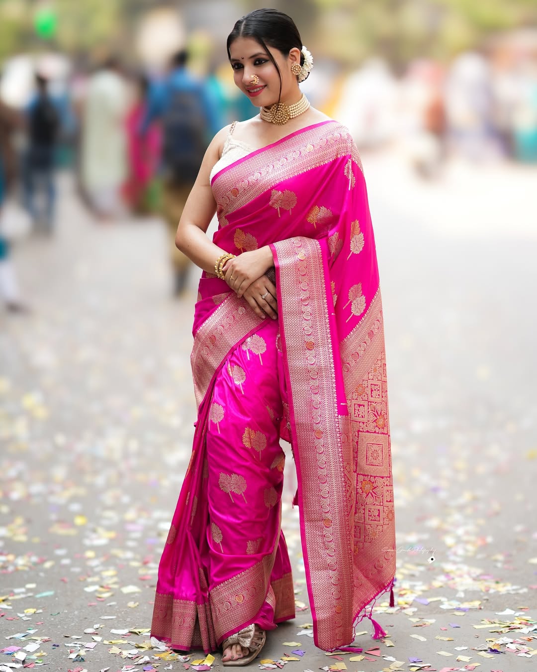 Felicitous Dark Pink Soft Silk Saree With Supernal Blouse Piece