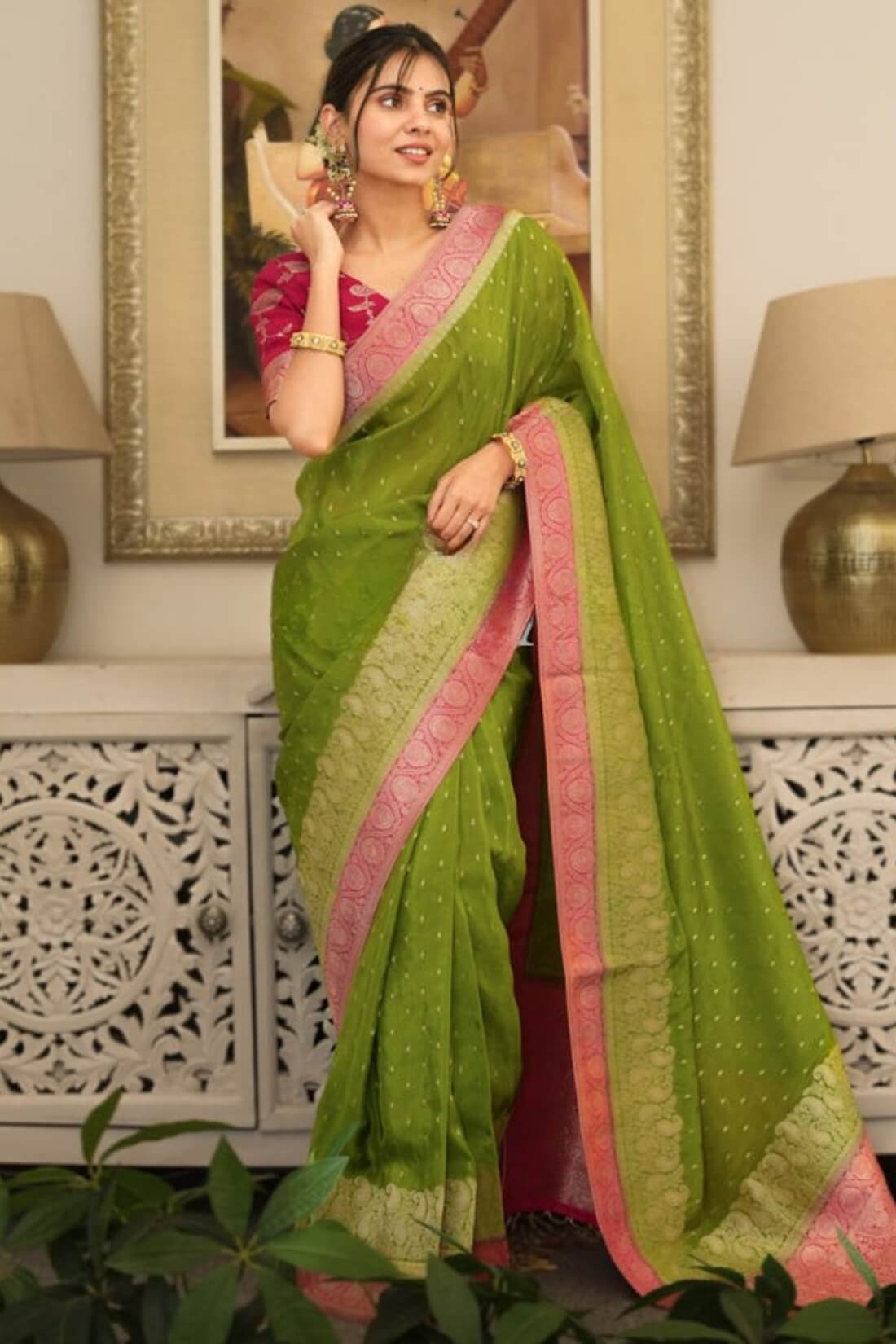 Pretty Green Soft Silk Saree With Innovative Blouse Piece